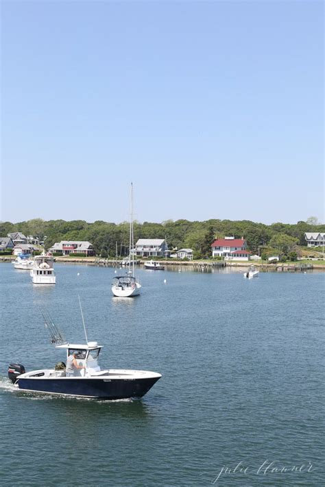 how to get to martha's vineyard ferry